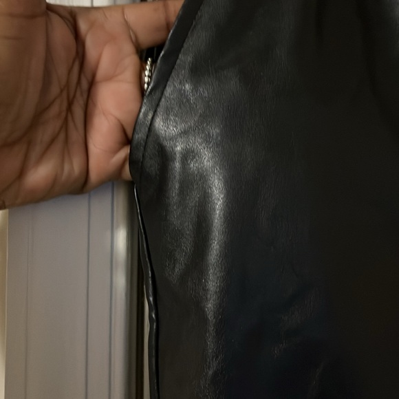 Ladies faux leather joggers. - Picture 3 of 7